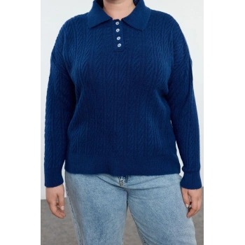 Kadın Büyük Beden Moda Şık Regular Polo Yaka Uzun Kol Saç Örgü Detaylı Yakası Düğmeli Triko Kazak