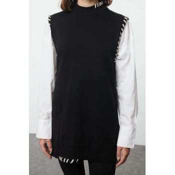 Kadın Tesettür Moda Şık Uzun Bisiklet Yaka Uzun Kol Renkli Dikiş Detaylı Triko Süveter