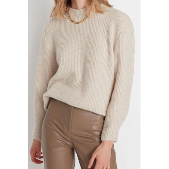 Kadın Moda Regular Bisiklet Yaka Uzun Kol Dokulu Geniş Kalıp Couple Yumuşak Dokulu Basic Triko Kazak