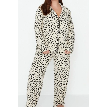 Kadın Moda Şık Büyük Beden Gömlek Yaka Boru Paça Uzun Kol Animal Desenli Örme Pijama Takımı