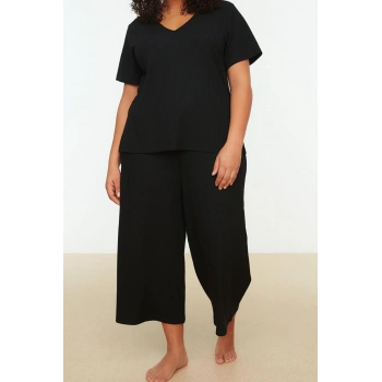 Kadın Moda Şık Büyük Beden V Yaka Geniş Paça Kısa Kol Fitilli Capri Boy Örme Pijama Takımı