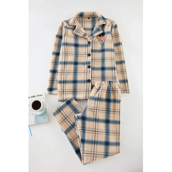 Kadın Moda Şık Gömlek Yaka Boru Paça Uzun Kol Nakışlı Ekoseli Polar Kışlık Örme Pijama Takımı