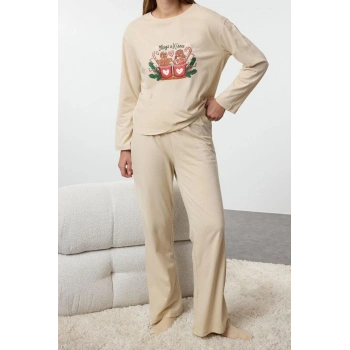 Kadın Moda Şık Bisiklet Yaka Boru Paça Uzun Kol Kadın Yılbaşı Temalı Örme Pijama Takımı