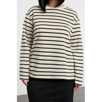 Kadın Büyük Beden Regular Bisiklet Yaka Standart Kol Regular Çizgili Normal Kalıp Örme Sweatshirt