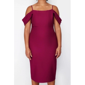 Kadın Moda Şık Büyük Beden Midi Boy Carmen Yaka Fitted Düz Bodycone Dokuma Büyük Beden Elbise