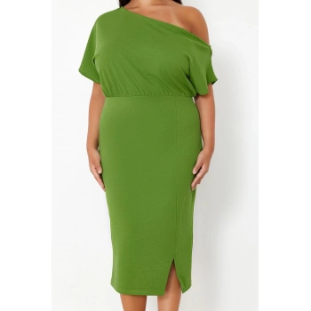 Kadın Moda Şık Büyük Beden Midi Boy Kayık Yaka Fitted Tek Omuz Örme Elbise