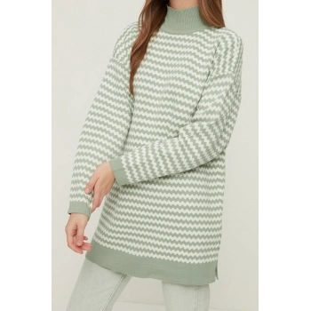 Kadın Moda Şık Tesettür Dik Yaka Düşük Kol Midi Yarım Balıkçı Yaka Çizgili Triko Kazak