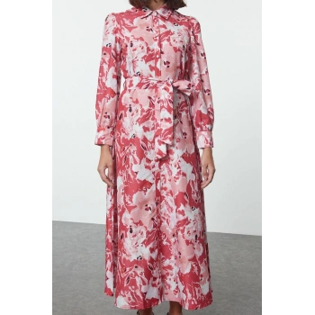 Kadın Moda Şık Tesettür Maxi Boy Gömlek Yaka Regular Kuşaklı Çiçekli Dokuma Elbise