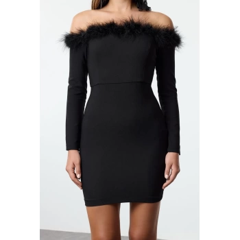 Kadın Moda Şık Mini Boy Carmen Yaka Fitted Vücuda Oturan Otriş Detaylı Dokuma Kısa Şık Abiye Elbise