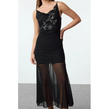 Kadın Moda Şık Maxi Boy Degaje Yaka Fitted Taş Baskı Tül Örme Elbise