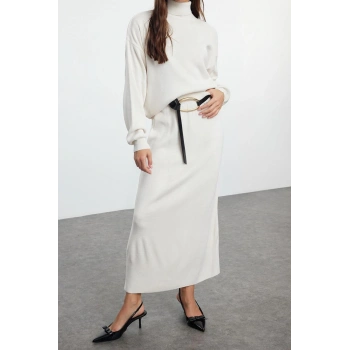 Kadın Moda Şık Regular Boy Uzun Kollu Balıkçı Yaka Triko Etekli Alt-Üst Takım