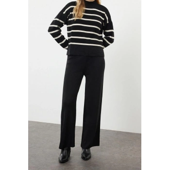 Kadın Moda Şık Regular Boy Uzun Kollu Çizgili Triko Pantolonlu Alt-Üst Takım