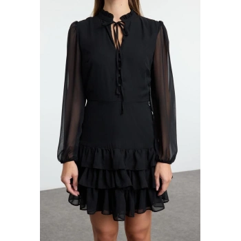 Kadın Moda Şık Mini Boy Dik Yaka Regular Eteği Belden Açılan Şifon Astarlı Dokuma Kışlık Elbise