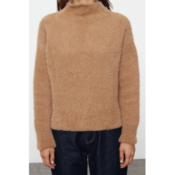 Kadın Moda Şık Dik Yaka Standart Kol Regular Tüylü Sakal İplikli Triko Kazak