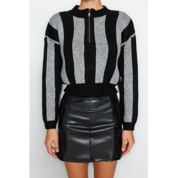 Kadın Moda Şık Dik Yaka Düşük Kol Crop Yumuşak Dokulu Triko Kazak