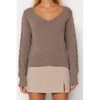 Kadın Moda Şık V Yaka Standart Kol Regular Ajurlu Delikli Pamuklu Triko Kazak