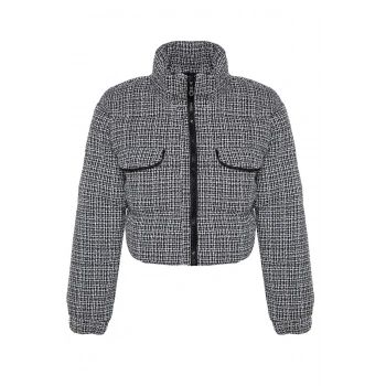 Kadın Moda Şık Regular Dik Yaka Crop Desenli Astarlı Regular Tüvit Crop Şişme Mont