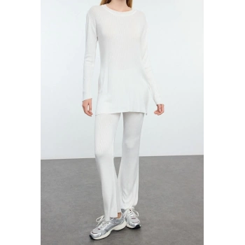 Kadın Moda Şık Regular Uzun Boy Uzun Kollu Yırtmaç Detaylı Triko Alt-Üst Takım