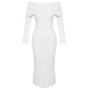 Kadın Moda Şık Midi Boy Carmen Yaka Regular Triko Basic Elbise