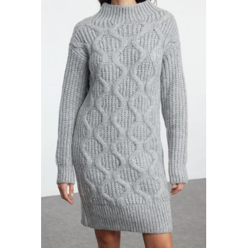 Kadın Moda Şık Mini Boy Dik Yaka Regular Triko Yumuşak Dokulu Saç Örgü Elbise