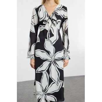 Kadın Moda Şık Midi Boy V Yaka Regular Çiçek Desenli A Kesim Bağlama Detaylı Saten Dokuma Elbise