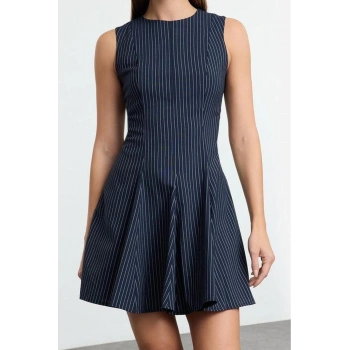 Kadın Moda Şık Mini Boy Bisiklet Yaka Regular Çizgili Eteği Belden Açılan Poliviskon Dokuma Elbise