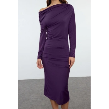 Kadın Moda Şık Midi Boy Asimetrik Yaka Slim Fitted Vücuda Oturan Örme Elbise