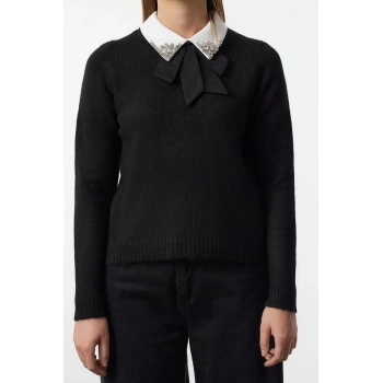 Kadın Moda Şık Polo Yaka Standart Kol Regular Yumuşak Dokulu Garnili Kurdeleli Taşlı Triko Kazak