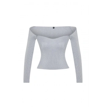 Kadın Moda Şık Kalp Yaka Standart Kol Regular Simli İplik Triko Kazak