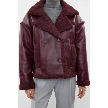 Kadın Moda Şık Regular Ceket Yaka Standart Düz Astarlı Peluş Detaylı Suni Deri Biker Ceket Mont