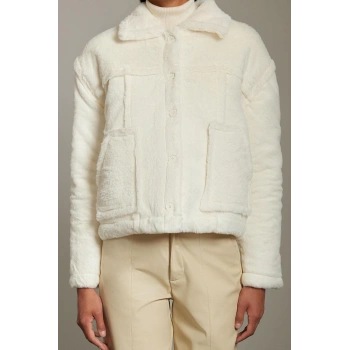 Kadın Moda Şık Bol Dik Yaka Standart Düz Astarlı Oversize İçi Kapitone Detaylı Peluş Mont