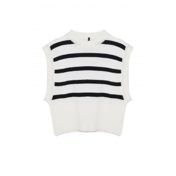 Kadın Moda Şık Bisiklet Yaka Standart Kol Regular Yumuşak Dokulu Çizgili Triko Süveter