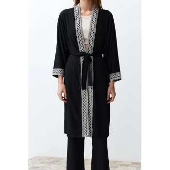 Kadın Moda Şık Regular Boy Uzun Kollu Nakış Detaylı Kuşaklı Dokuma Kimono-Pantolon Takım