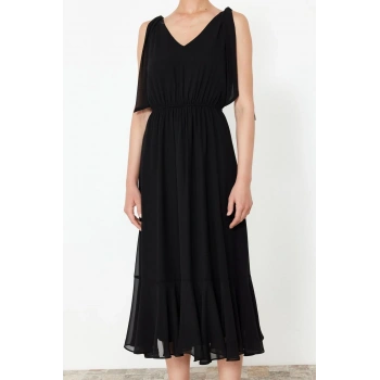 Kadın Moda Şık Maxi Boy V Yaka Regular A Kesim Beli Lastikli Şifon Astarlı Dokuma Elbise