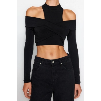 Kadın Moda Şık Üst Giyim Crop Dik Yaka Fitted Kalıp Örme Pencere Cut Out Detaylı Bluz