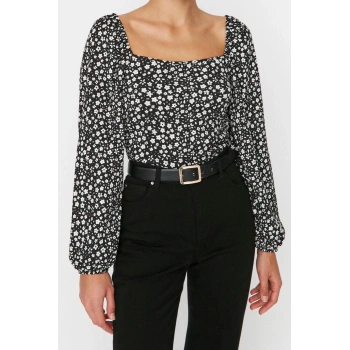 Stil Kadın Çiçek Desenli Fitted Vücuda Oturan Bürümcük Dokulu Bluz Crop Örme Regular Kalıp Balon Kol