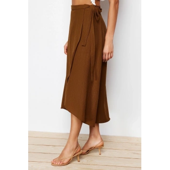 Moda Kruvaze Düz Desen Günlük Midi Boy Kruvaze Kapama Bağlama Detaylı Midi Dokuma Etek