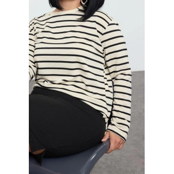 Büyük Beden Regular Bisiklet Yaka Standart Kol Regular Çizgili Normal Kalıp Örme Sweatshirt