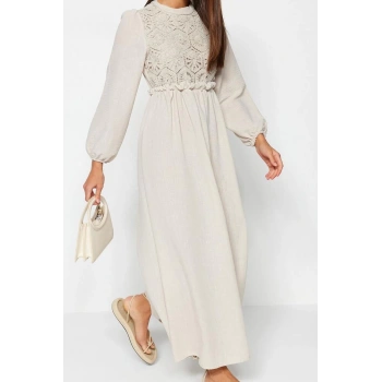 Moda Stil Regular Bisiklet Yaka Maxi Boy Tesettür Güpür Fisto Detaylı Dokuma Elbise