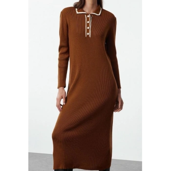 Moda Stil Fitted Polo Yaka Maxi Boy Tesettür Yakası Biyeli Triko Elbise