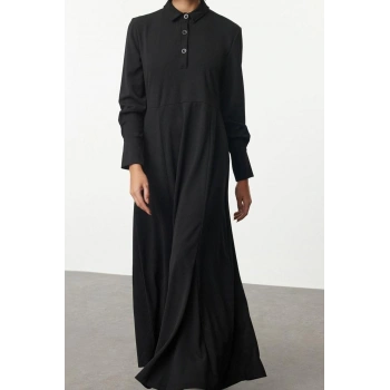 Moda Stil Fitted Gömlek Yaka Uzun Tesettür Eteği Volanlı Düğme Detaylı Örme Elbise