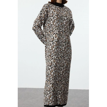 Moda Stil Regular Dik Yaka Maxi Boy Tesettür Leopar Desenli Triko Elbise