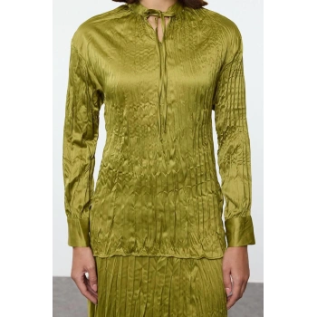 Tarz Kadın Modern Moda Normal Bel Boru Paça V Yaka Saten Piliseli Dokuma Alt-Üst Takım