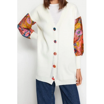 Kadın Modern Tarz Fitted V Yaka Regular Triko Hırka