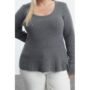 Büyük Beden Kadın Modern Tarz Rahat Uzun Havuz Yaka Düz Kol Regular Triko Kazak