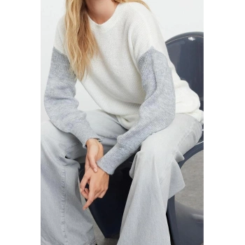 Kadın Modern Tarz Rahat Uzun Bisiklet Yaka Renk Bloklu Kol Regular Triko Kazak