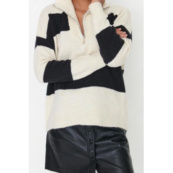 Kadın Modern Tarz Rahat Uzun Dik Yaka Çizgili Kol Regular Triko Kazak