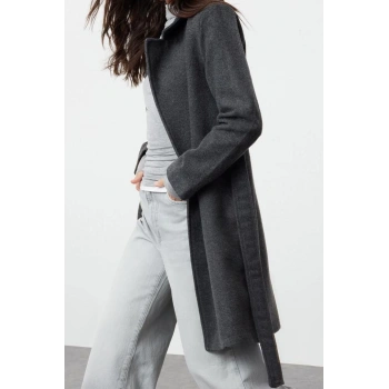 Tasarım Düz Astarlı Yaka Uzun Regular Ceket Kadın Kuşaklı Uzun Yünlü Kaşe Kaban