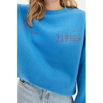 Regular Bisiklet Yaka Standart Kol Regular Basic Fit Baskılı Kalın İçi Polarlı Örme Sweatshirt