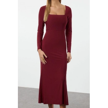 Moda Stil Slim Kare Yaka Maxi Boy Volanlı Fitted Vücuda Oturan Esnek Örme Elbise